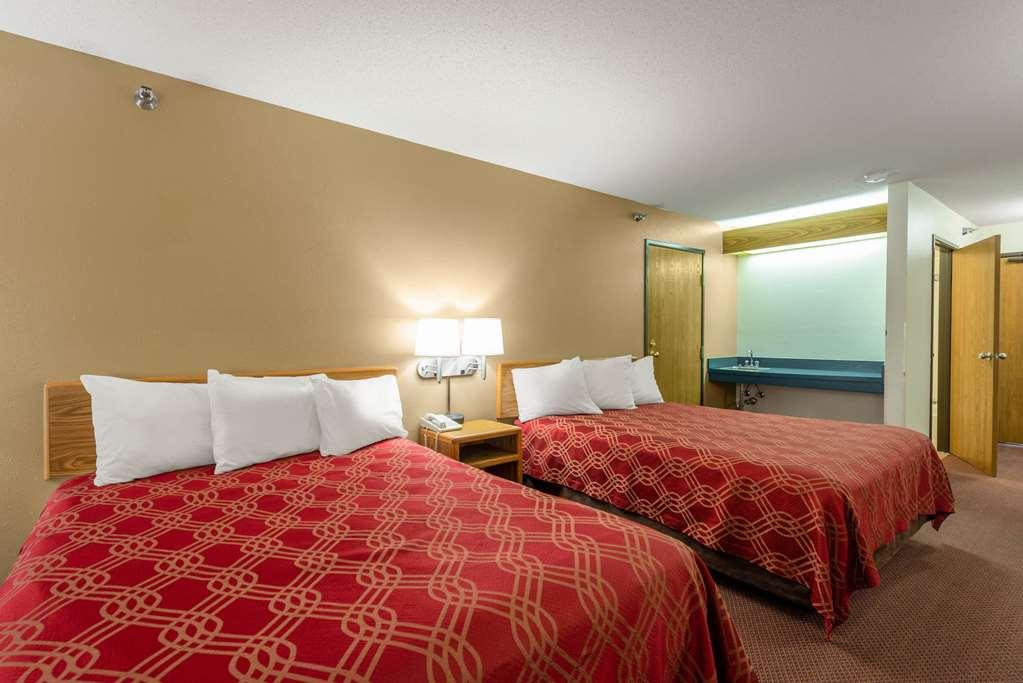Econo Lodge Ortonville Phòng bức ảnh